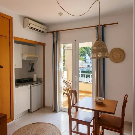 Inner Niza Paguera Apartment *